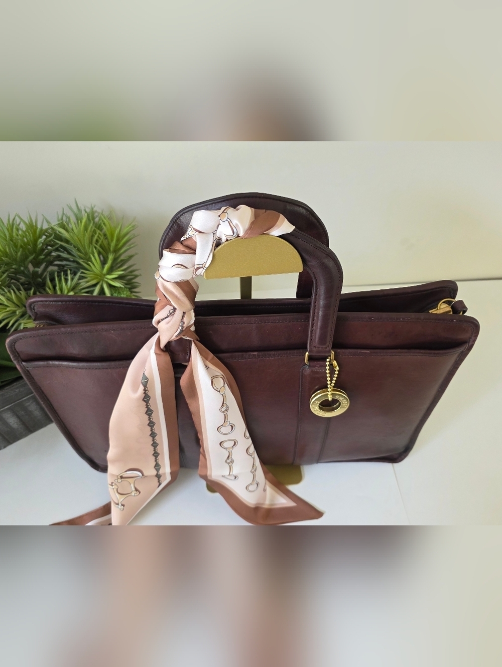 Vintage Coach Embassy Briefcase NYC Burgandy Glove Tanned Leather - Picture 3 of 16